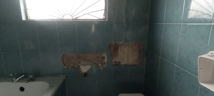 3 Bedroom Property for Sale in Sunnyridge Eastern Cape